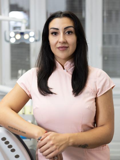 Balogh Tünde - Vezető fogászati asszisztens